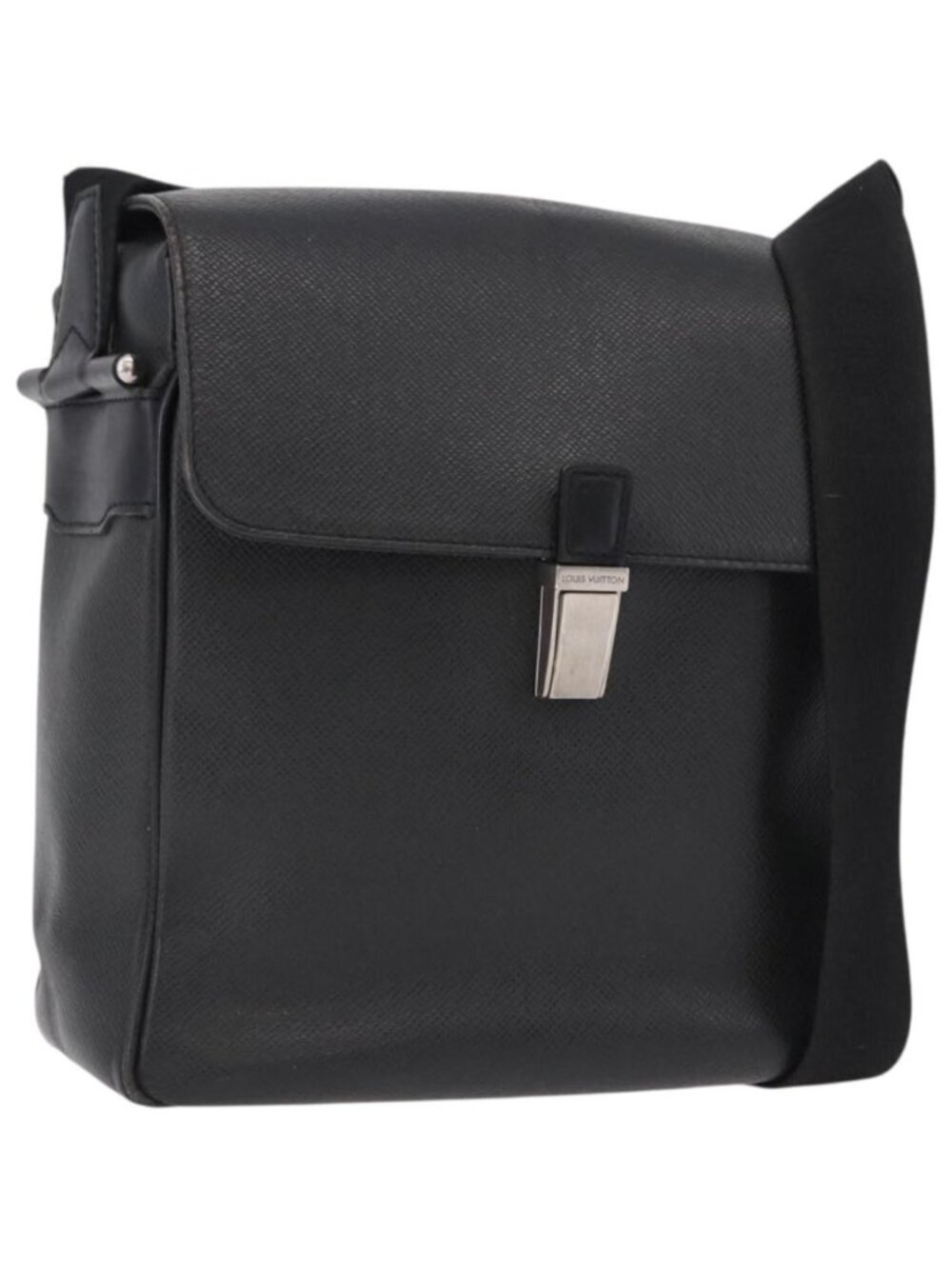 LOUIS VUITTON Taiga Yaranga Shoulder Bag Ardoise M30824